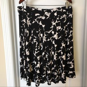 LOFT A-Line Midi Black & White Print Skirt